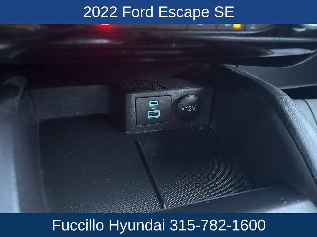 2022 Ford Escape SE