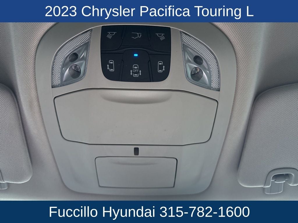2023 Chrysler Pacifica Touring L