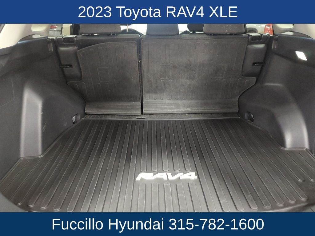 2023 Toyota RAV4 XLE