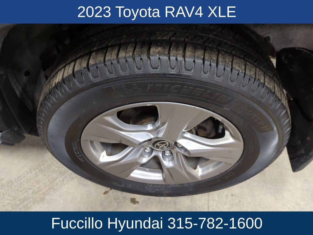 2023 Toyota RAV4 XLE