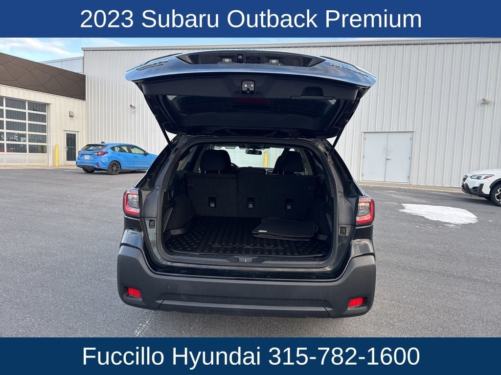 2023 Subaru Outback Premium