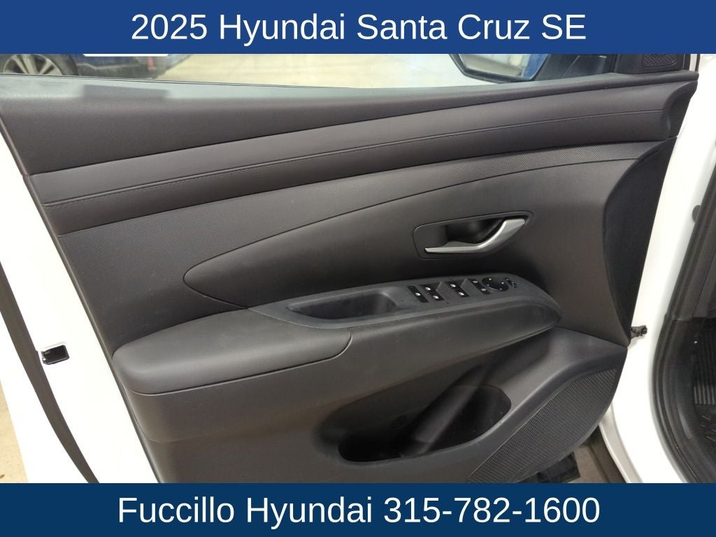 2025 Hyundai Santa Cruz SE