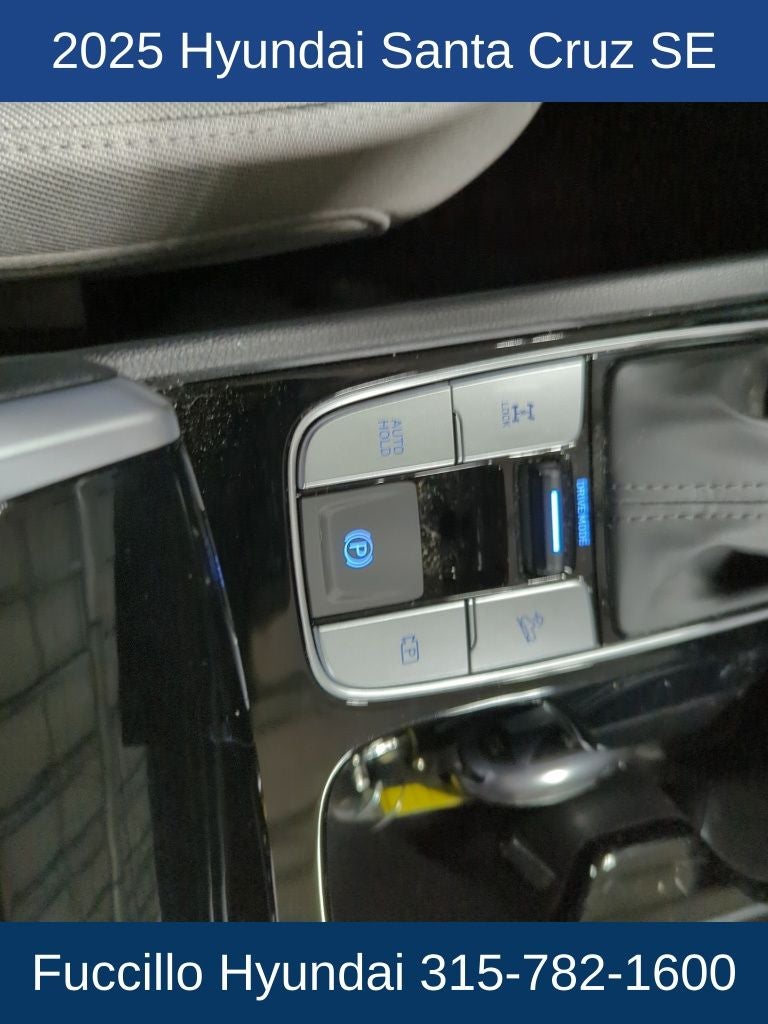 2025 Hyundai Santa Cruz SE