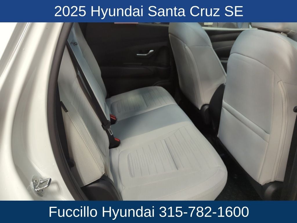 2025 Hyundai Santa Cruz SE