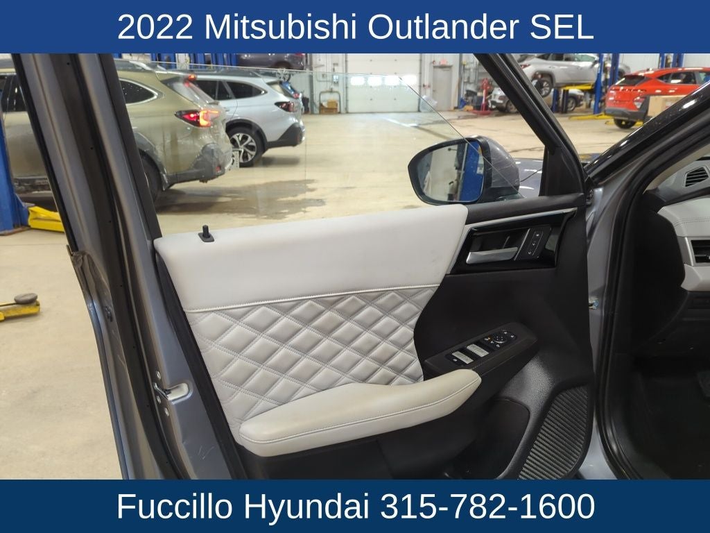 2022 Mitsubishi Outlander SEL