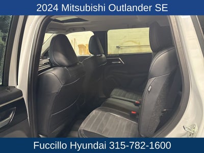 2024 Mitsubishi Outlander SE