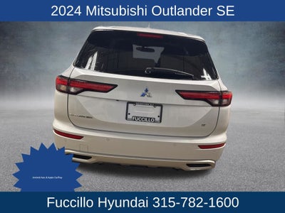 2024 Mitsubishi Outlander SE