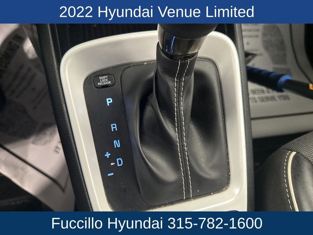 2022 Hyundai Venue SEL