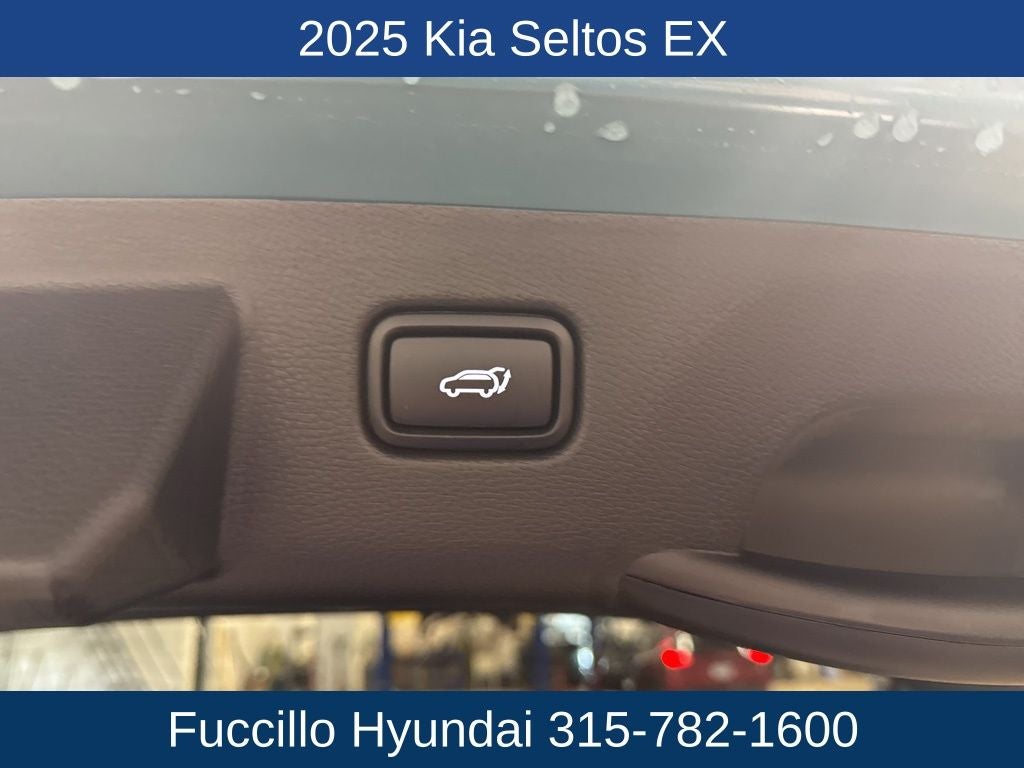 2025 Kia Seltos EX
