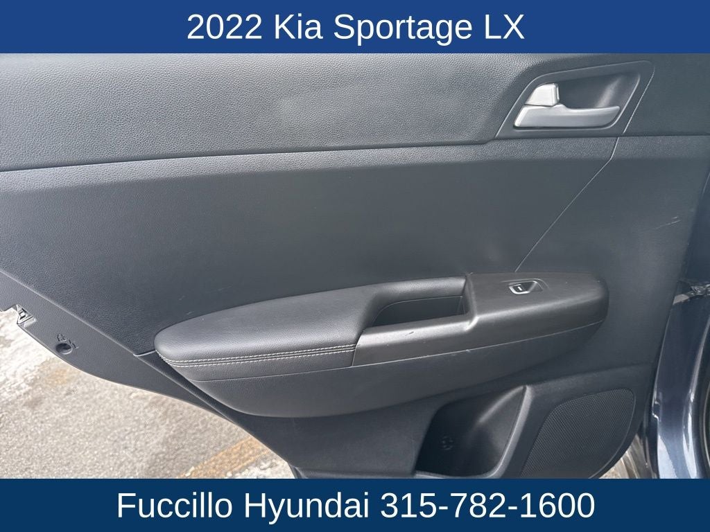 2022 Kia Sportage LX