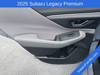 2025 Subaru LEGACY Premium