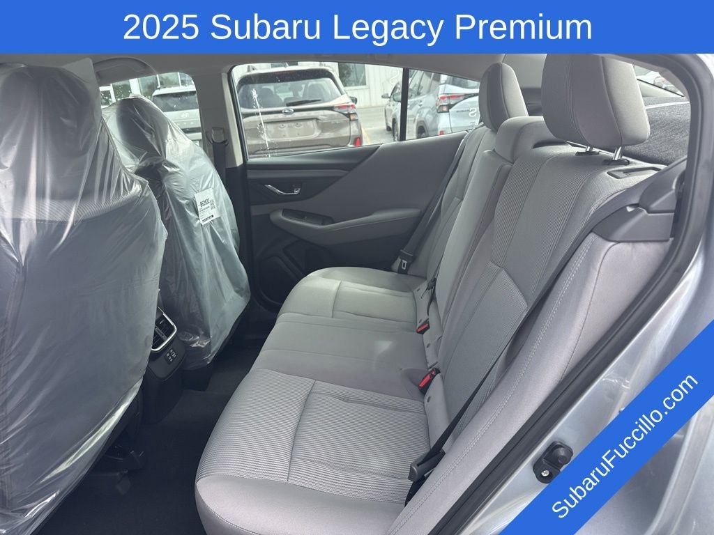 2025 Subaru LEGACY Premium