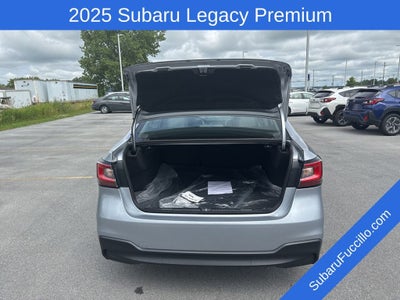 2025 Subaru LEGACY Premium