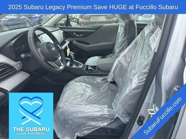 2025 Subaru LEGACY Premium