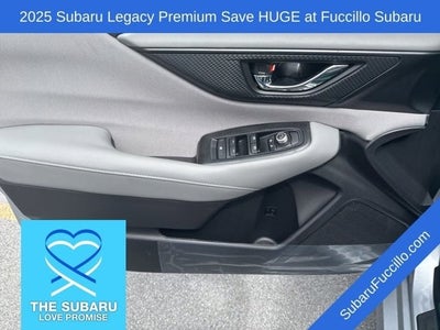 2025 Subaru LEGACY Premium