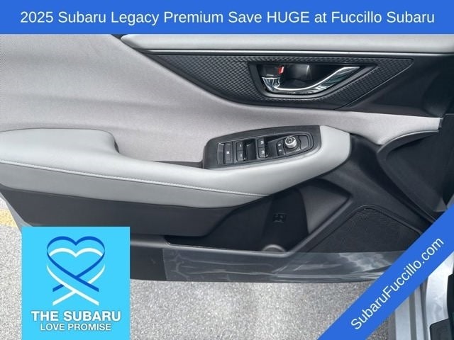 2025 Subaru LEGACY Premium