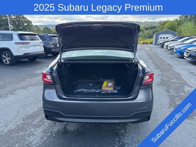 2025 Subaru LEGACY Premium