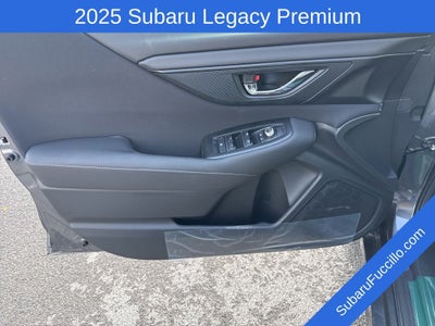 2025 Subaru LEGACY Premium