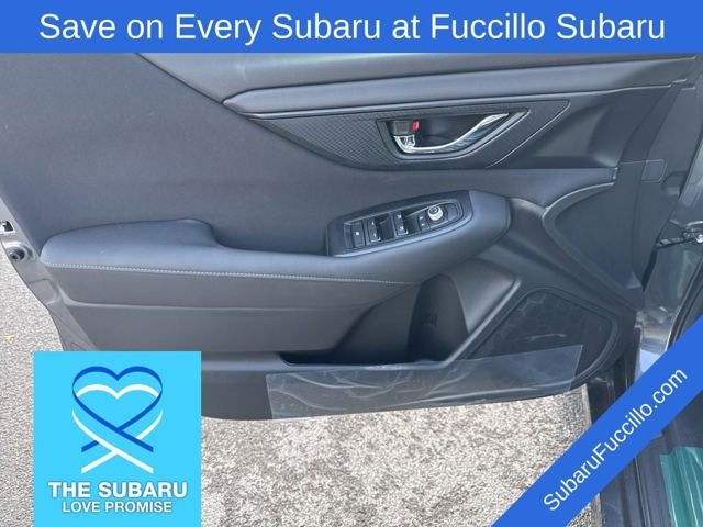 2025 Subaru LEGACY Premium