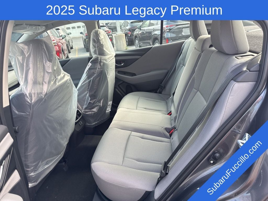 2025 Subaru LEGACY Premium