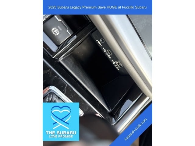 2025 Subaru LEGACY Premium