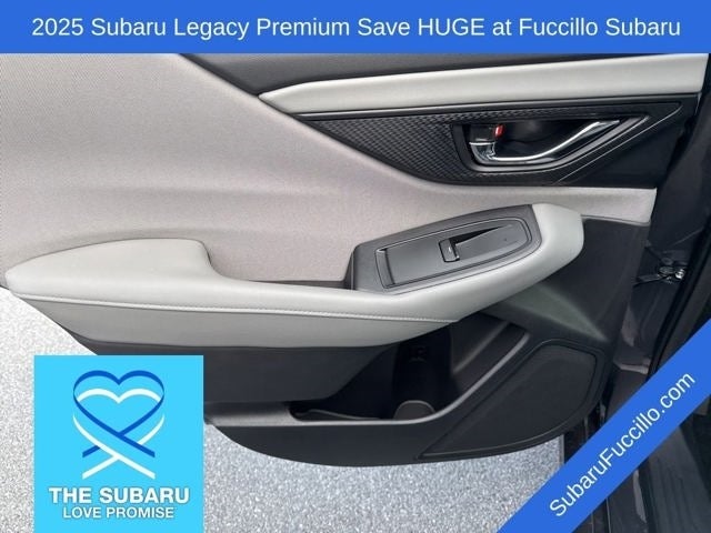 2025 Subaru LEGACY Premium
