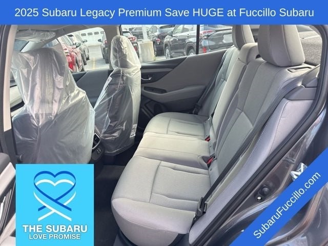 2025 Subaru LEGACY Premium