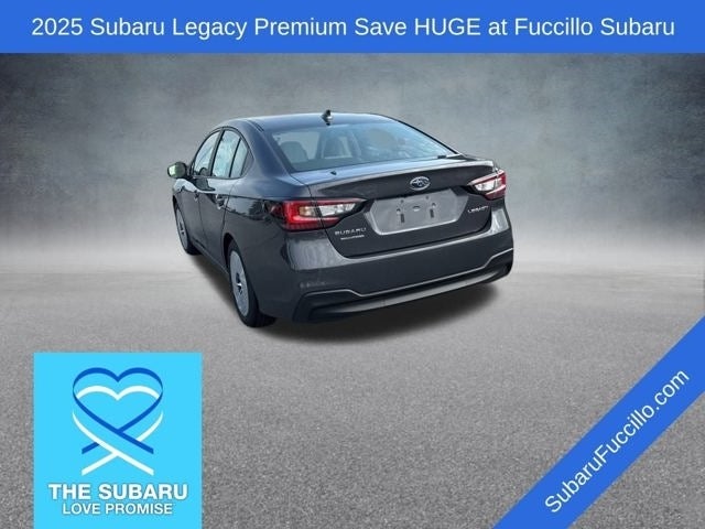 2025 Subaru LEGACY Premium