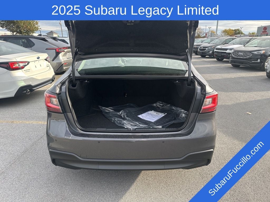 2025 Subaru LEGACY Limited