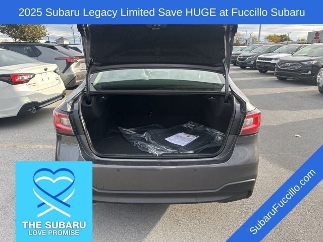 2025 Subaru LEGACY Limited