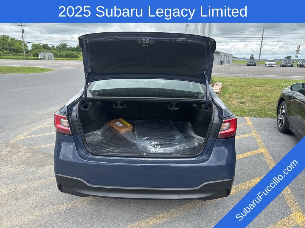 2025 Subaru LEGACY Limited