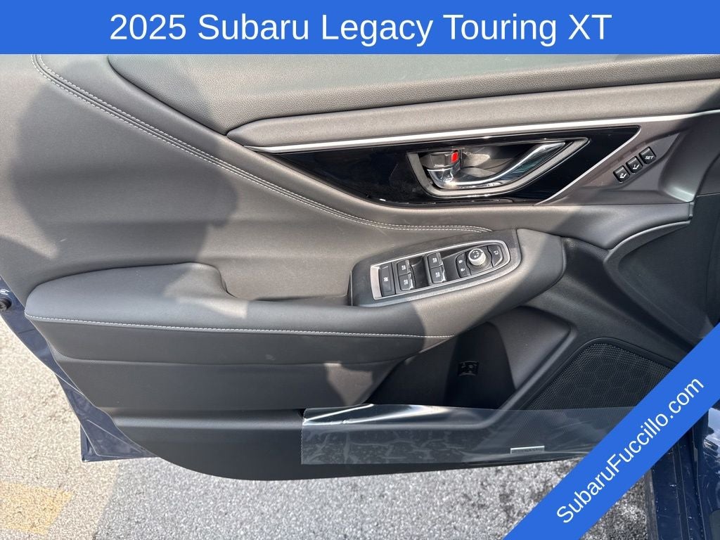 2025 Subaru LEGACY Touring XT