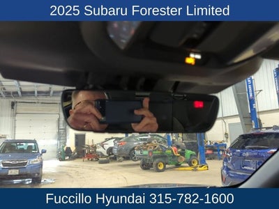 2025 Subaru Forester Base