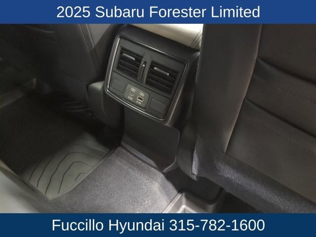 2025 Subaru Forester Base