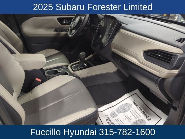 2025 Subaru Forester Base
