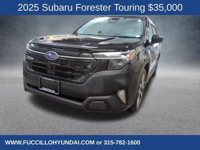 2025 Subaru Forester Base