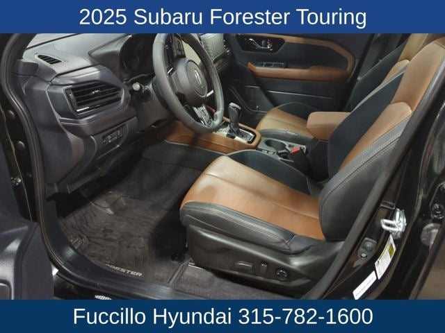 2025 Subaru Forester Base