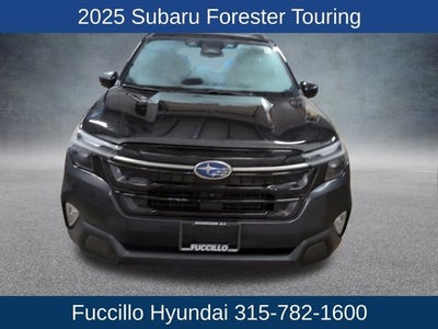 2025 Subaru Forester Base