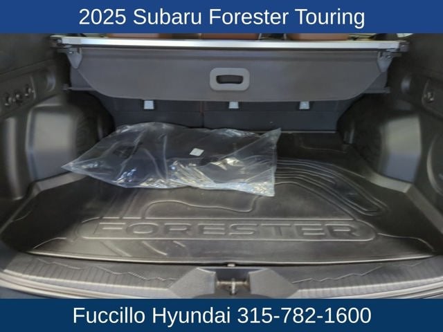 2025 Subaru Forester Base