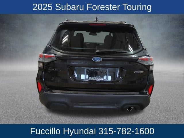 2025 Subaru Forester Base